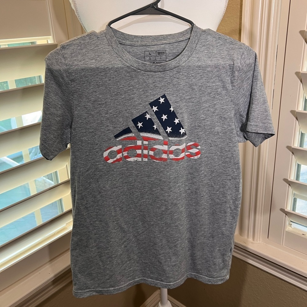 🔥BUY TWO GET ONE 50% OFF🔥
*Discount applied when you create a bundle*